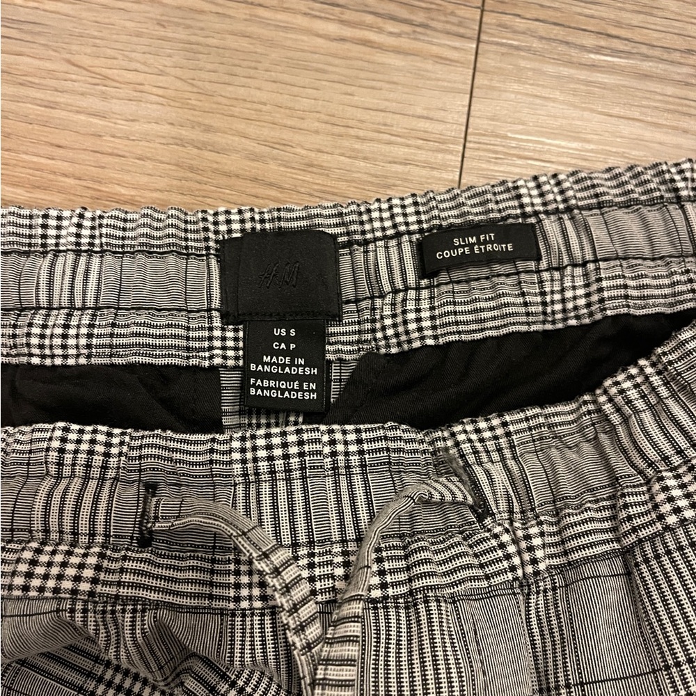 Pants - Picture 2 of 4